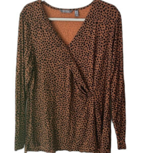 Lisa Rinna Women's Top Size XL Brown with Black Long Sleeved V Neck